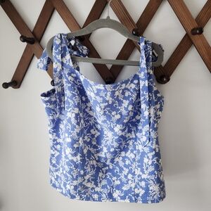 Old Navy Blue and White Floral Blouse